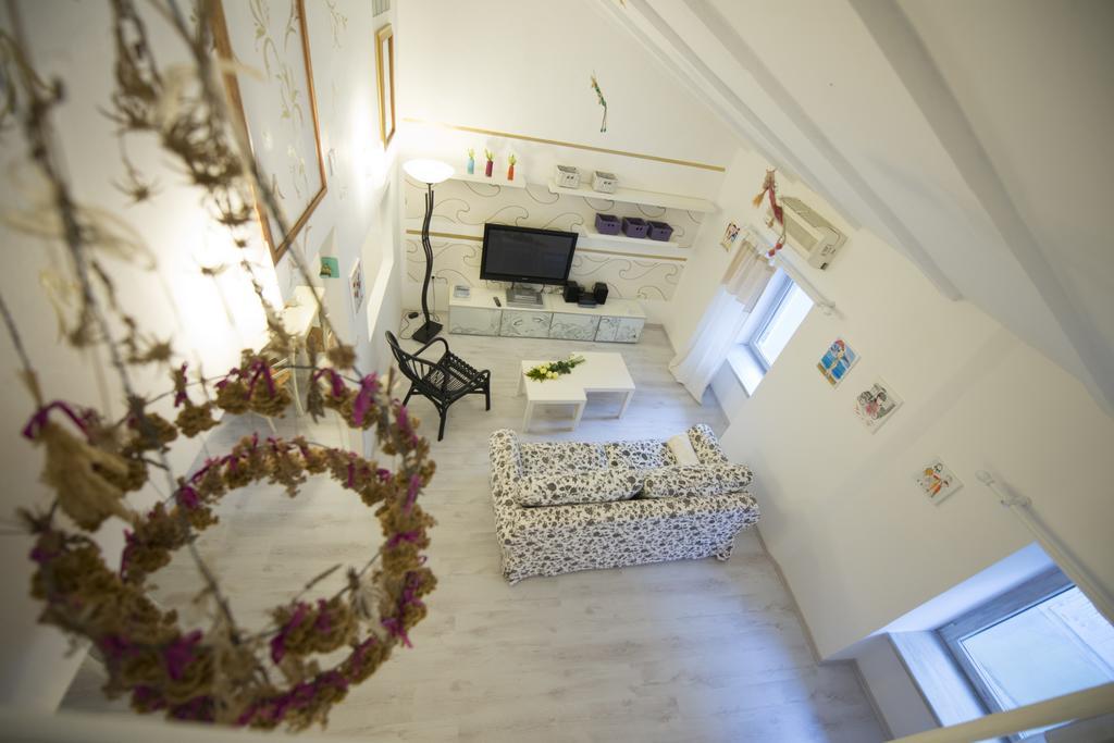 Apartments Mandarina 말리로시니 객실 사진